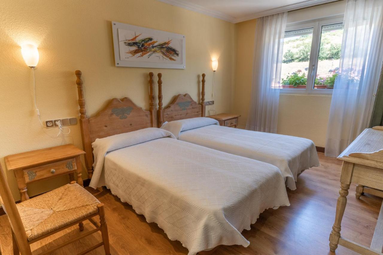 Hotel Rio Cea Puente Almuhey Екстер'єр фото