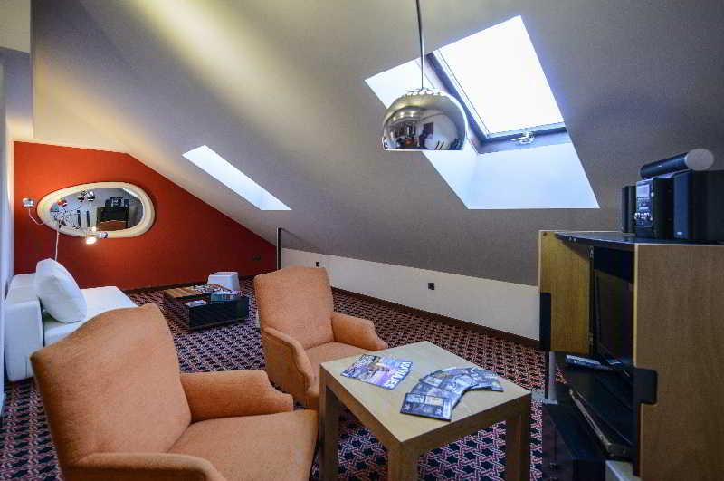 Hotel Rio Cea Puente Almuhey Екстер'єр фото